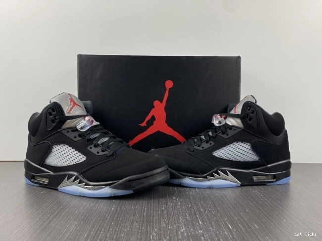 Metallic Jordan 5 (2016) Black Retro 845035-003 0809